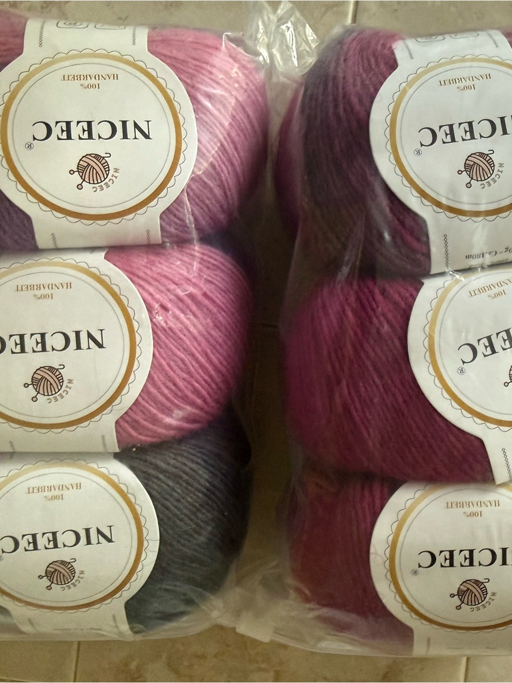 Niceec Gradient Multicolor Pink/Magenta/Gray Rainbow Wool Yarn